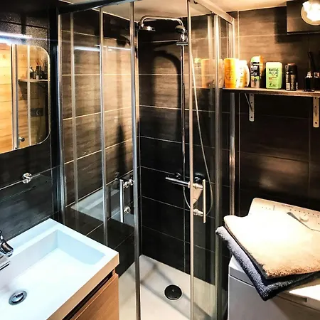 Rochechateau - + Mezzanine 4 Personnes 2 Expose Ouest Mae-4244